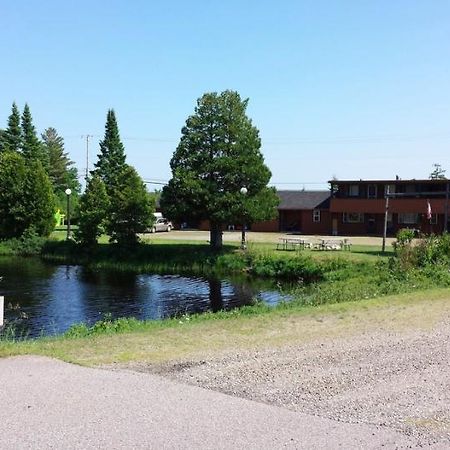 Bear Paw Inn Michigamme Dış mekan fotoğraf